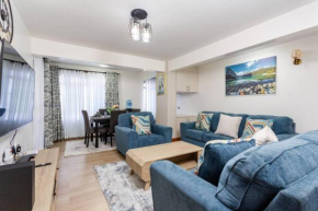 Executive 2BR Penthouse near sarit mall Westlands, next to movenpick hotel